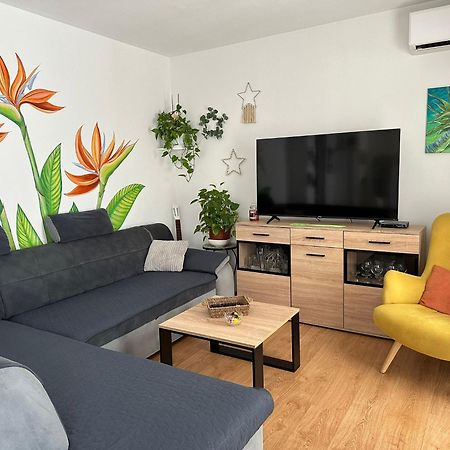 Holiday Home Mirela Šišan Esterno foto